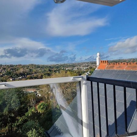 West Hill Retreat Seaview Balcony Chic Loft Studio & Free Parking Hastings Kültér fotó