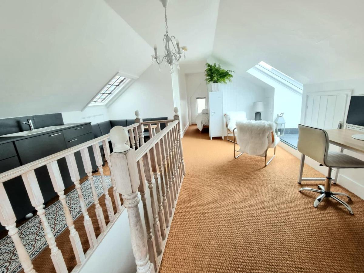 West Hill Retreat Seaview Balcony Chic Loft Studio & Free Parking Hastings Kültér fotó